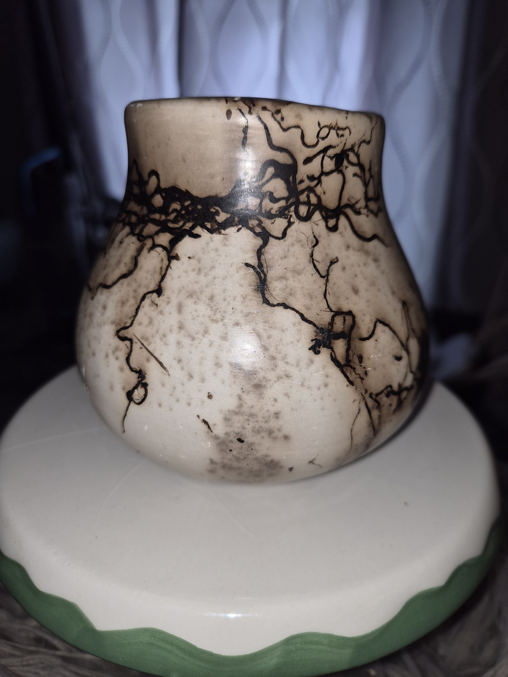 Corrine Louis 1999 Authentic Acoma Pueblo Horse Hair Pottery Vase by Bear Clan